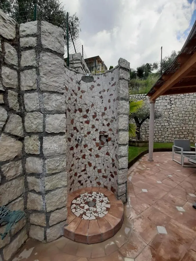 Bmp Apartment Deluxe 1 Jacuzzi Riscaldata Privata Vista Lago Di Garda Brenzone sul Garda Itália